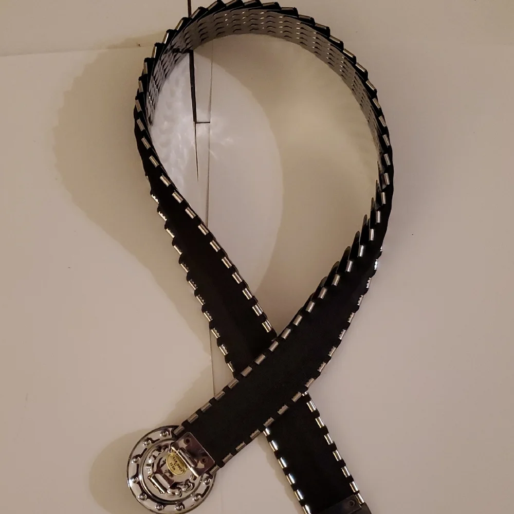 New Silver Metal Stretchy Belt with Decorative Lion Head Buckle Total Length 26